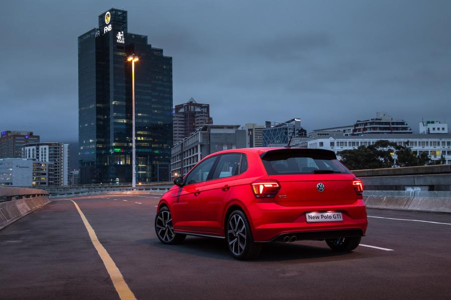  Volkswagen Polo GTI (Typ AW) 2018 года  (ZA) (фото 27 из 36)